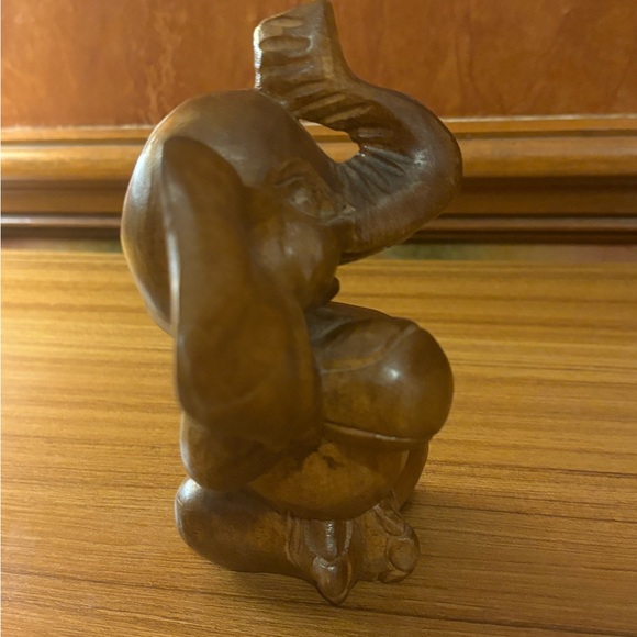 Vintage Genuine Monkey Pod Wood Hand Carved Circus Elephant w/Ball 1980s - Picture 3 of 7